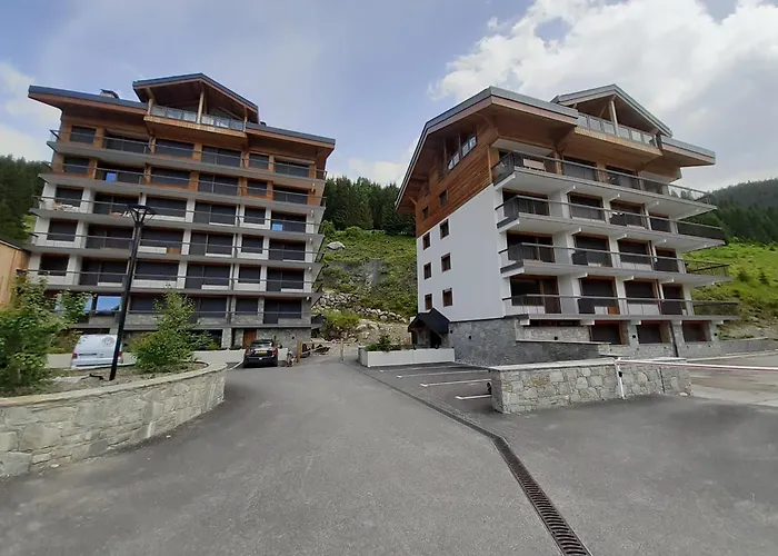 Studio Skis Aux Pieds Proche Centre, Balcon, Parking, Animaux Admis - Fr-1-514-33